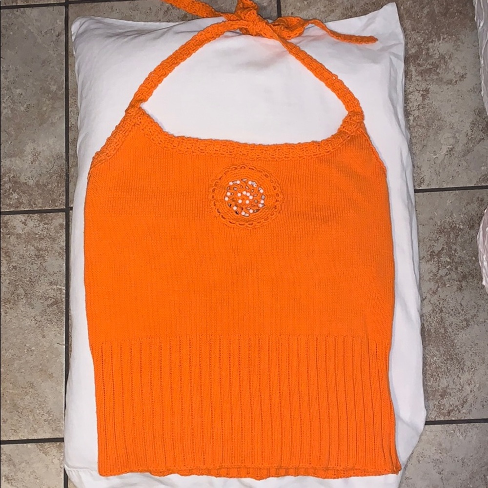 Orange (M) around the neck cute top.